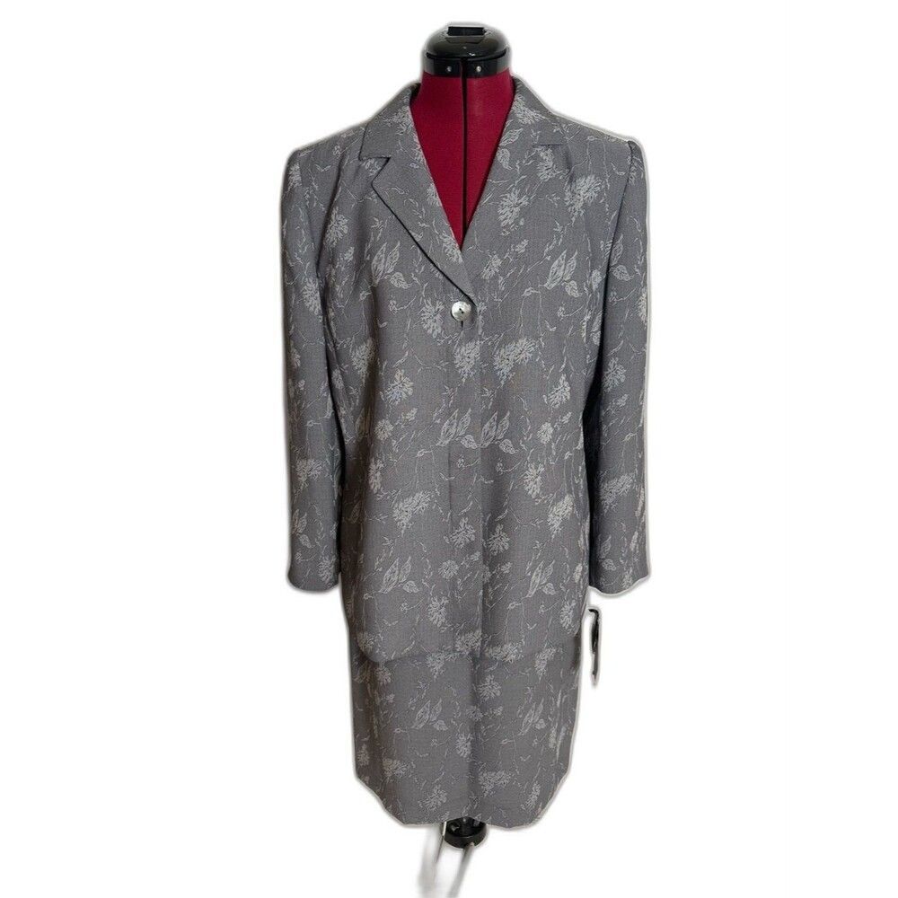 NWT Le Suit Skirt Suit Woman's Size 14P Grey Floral 2-Piece Set Blazer & Skirt